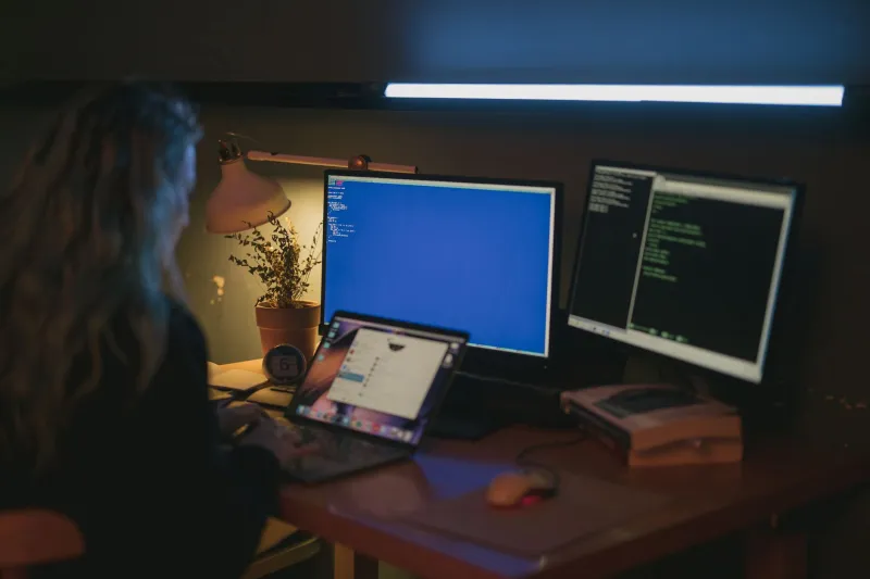The One-Person Dev Shop Is Back—And AI Is the Reason Why
